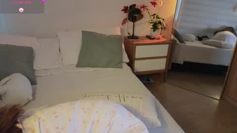 Snapshot of russcurley chatting on 24, 11, 2025 Lorenn online show from 24, 11, 2025