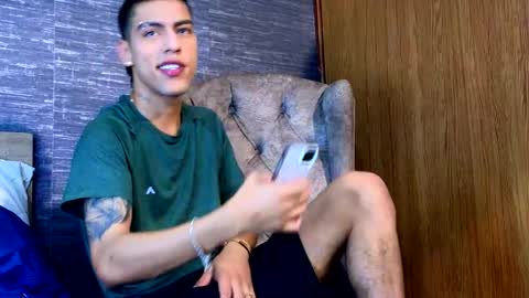 Snapshot of russell_adams_ chatting on 5, 2, 2025 R U S S E L L online show from 5, 2, 2025