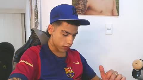 Snapshot of russell_adams_ chatting on 27, 2, 2026 R U S S E L L online show from 27, 2, 2026