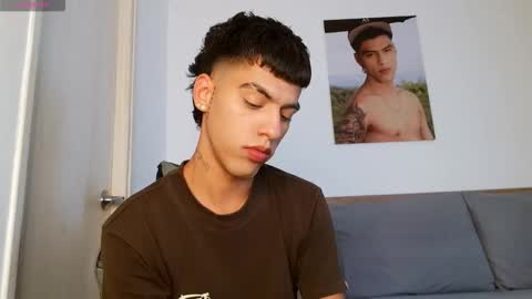 Snapshot of russell_adams_ chatting on 26, 3, 2026 R U S S E L L online show from 26, 3, 2026