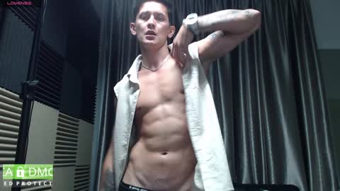 Snapshot of rustynf1tz chatting on 17, 1, 2025 MillionDollarGuy online show from 17, 1, 2025