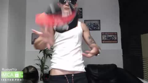 Snapshot of rustynf1tz chatting on 27, 11, 2025 MillionDollarGuy online show from 27, 11, 2025