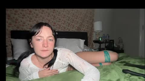 Snapshot of ruthmiller09 chatting on 14, 5, 2026 Rosieruth online show from 14, 5, 2026