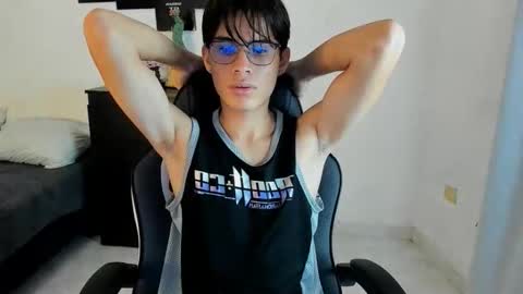Snapshot of ryan_bronw chatting on 21, 5, 2026 Nathan online show from 21, 5, 2026