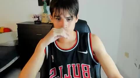 Snapshot of ryan_bronw chatting on 24, 5, 2026 Nathan online show from 24, 5, 2026
