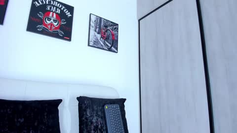 Ryan  online show from 5, 1, 2025