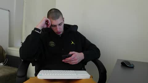 RYAN DOZER online show from 8, 11, 2025