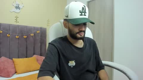 Snapshot of ryan_jackson_ chatting on 13, 10, 2025 ryan_jackson_ online show from 13, 10, 2025