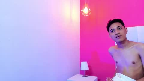 Snapshot of ryan_naughty_boy chatting on 14, 11, 2025 Ryan online show from 14, 11, 2025