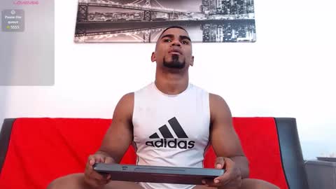 Instagram  Ryandwrn online show from 28, 9, 2025