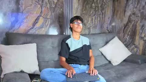 Snapshot of ryann_wolf chatting on 6, 7, 2026 ryann_wolf online show from 6, 7, 2026