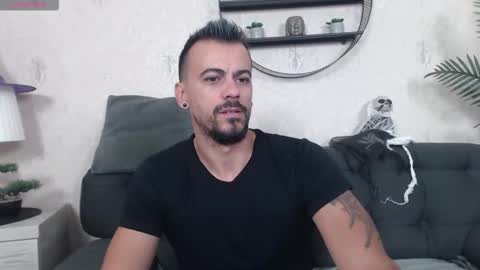 Snapshot of ryanvibe chatting on 16, 10, 2025 Ryan online show from 16, 10, 2025