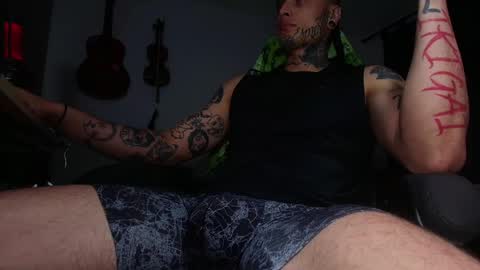 Snapshot of ryuk_it chatting on 4, 6, 2026 leopmonk help me reach 100 thumbs up online show from 4, 6, 2026