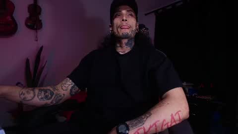 Snapshot of ryuk_it chatting on 30, 6, 2026 leopmonk help me reach 100 thumbs up online show from 30, 6, 2026