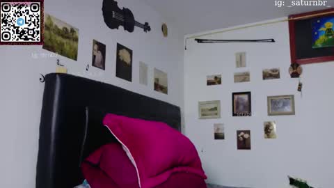 Snapshot of s_a_t_u_r_n chatting on 10, 9, 2025 ST online show from 10, 9, 2025