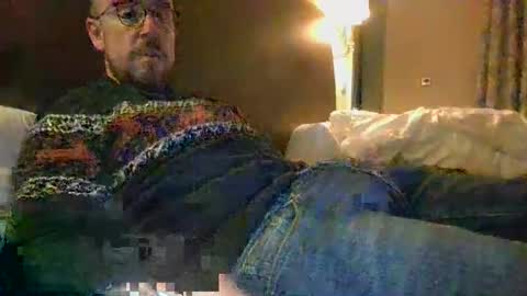 s_i_q online show from 4, 12, 2025