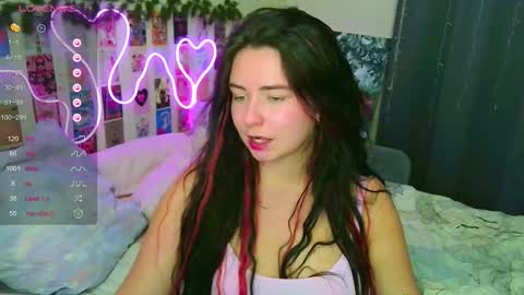 Snapshot of s_katekisa_ss chatting on 5, 12, 2025 Kate online show from 5, 12, 2025