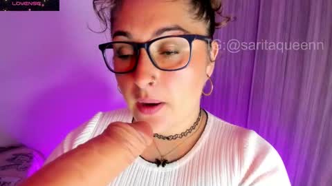 Snapshot of saara__queen chatting on 18, 11, 2025 saara__queen online show from 18, 11, 2025