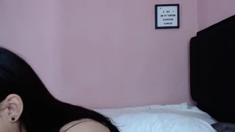           online show from 1, 10, 2025