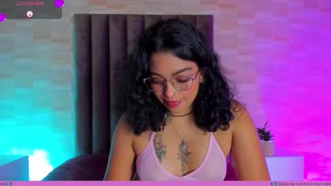    online show from 19, 10, 2025