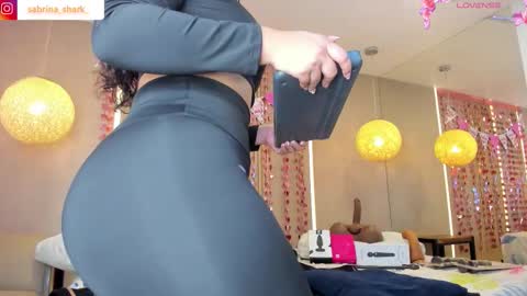 Sabrina Shark online show from 9, 2, 2026