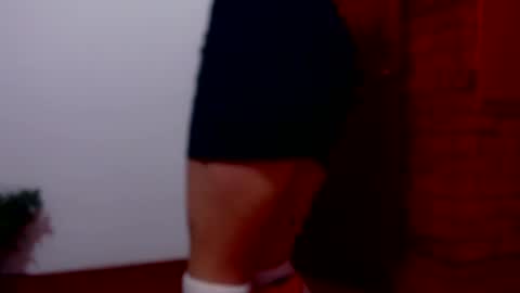 Snapshot of sabrina_v_ chatting on 5, 3, 2025 Sabrina online show from 5, 3, 2025