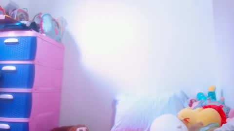 Snapshot of sabrina_v_ chatting on 6, 3, 2025 Sabrina online show from 6, 3, 2025