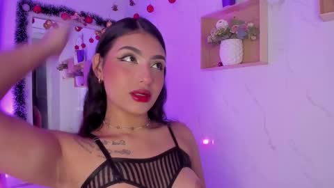 mariana  online show from 30, 11, 2025