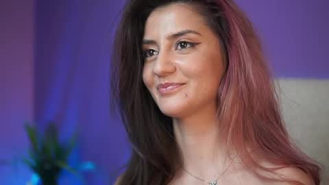  Sabrina  online show from 9, 4, 2026