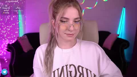 Sabrina online show from 26, 3, 2026