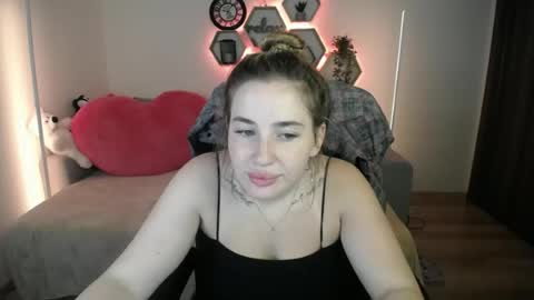 Snapshot of sabrinviolet chatting on 21, 7, 2026 Sabrina Violet online show from 21, 7, 2026