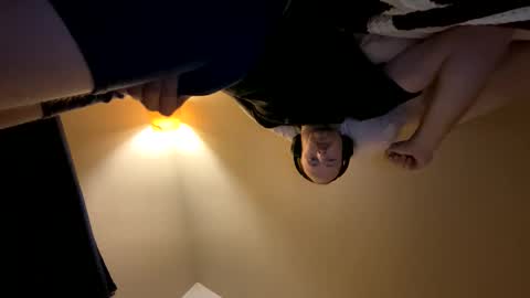 sabrosocockcarnesandwich online show from 12, 4, 2026