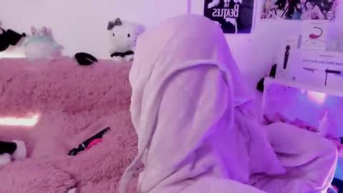 Ig  online show from 7, 11, 2025