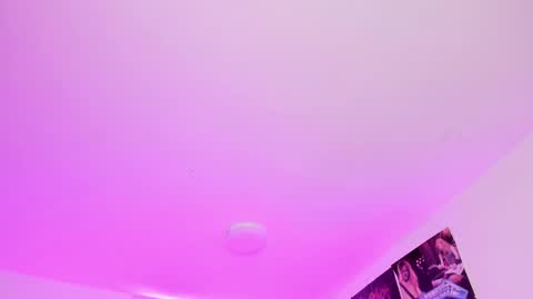 Snapshot of sachi_meow chatting on 16, 12, 2025 Ig online show from 16, 12, 2025