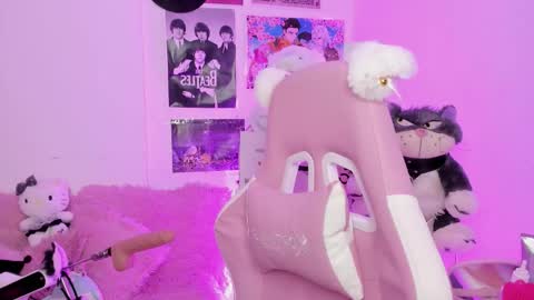 Snapshot of sachi_meow chatting on 18, 12, 2025 Ig online show from 18, 12, 2025