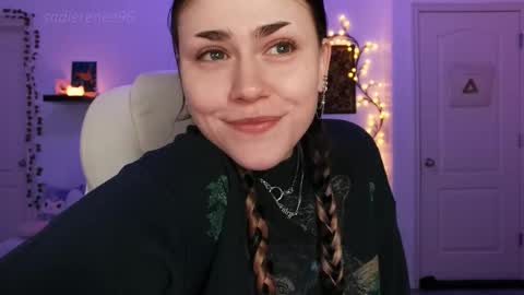 Sadie Renee  online show from 18, 2, 2026