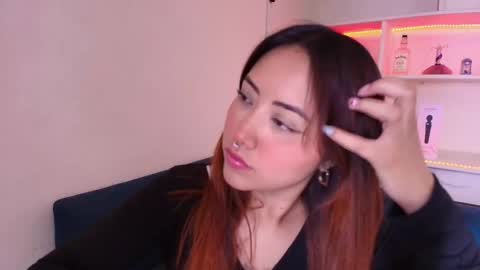 Cami online show from 4, 12, 2025