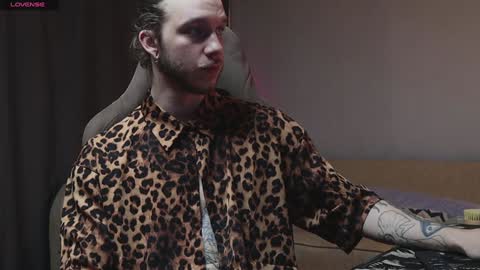 Adam online show from 26, 12, 2024