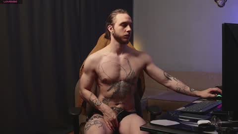 Adam online show from 15, 1, 2025