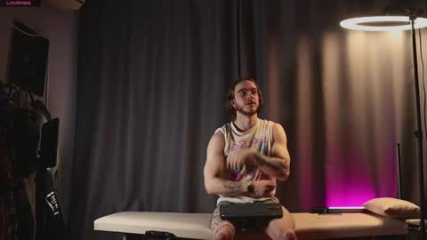 Adam online show from 17, 2, 2025