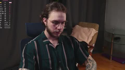 Adam online show from 8, 10, 2025