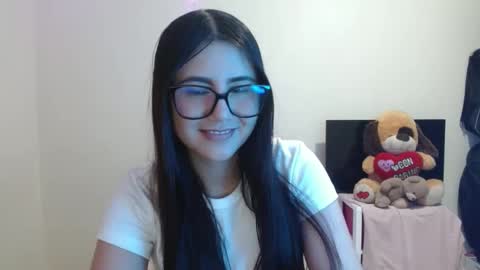 Sahaliefox  online show from 8, 10, 2025