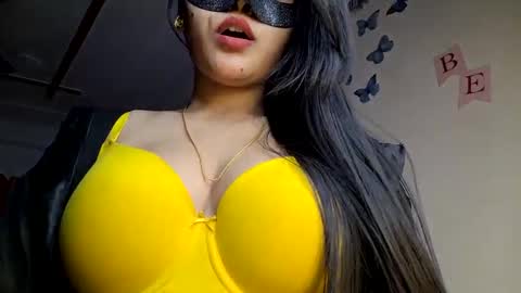 Queen Archana online show from 4, 2, 2025