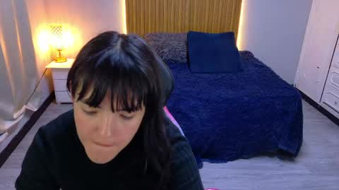 Snapshot of sailor_moon07 chatting on 22, 5, 2026 sailor online show from 22, 5, 2026