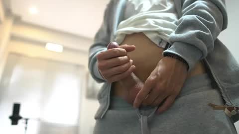 saimon  online show from 15, 4, 2026