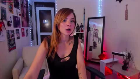 sakura_of online show from 14, 10, 2025