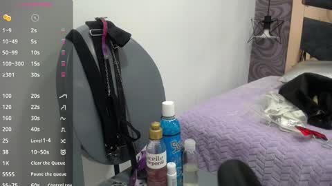 Snapshot of salii_poison chatting on 3, 1, 2025 salii_poison online show from 3, 1, 2025