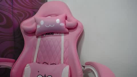 Snapshot of salii_poison chatting on 3, 1, 2025 salii_poison online show from 3, 1, 2025