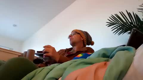 salis1981 online show from 20, 1, 2025