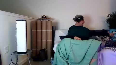 salis1981 online show from 26, 1, 2025